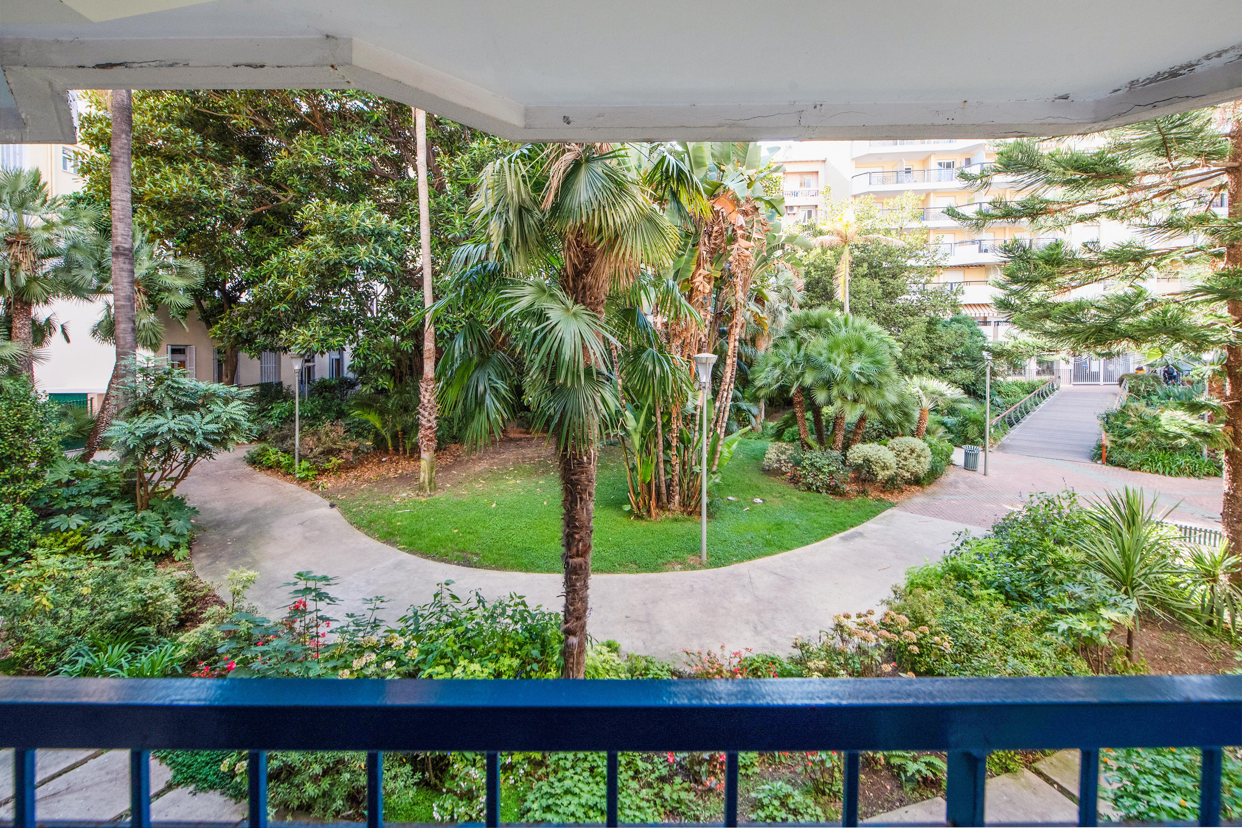 Residence Pierre & Vacances Les Rivages Du Parc Menton Exteriör bild