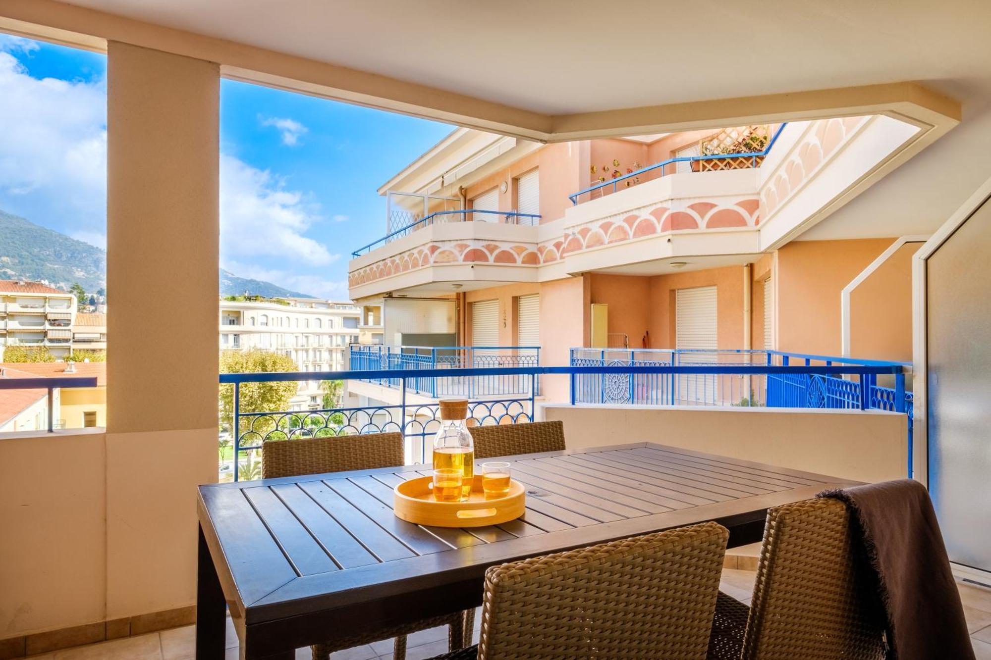Residence Pierre & Vacances Les Rivages Du Parc Menton Exteriör bild