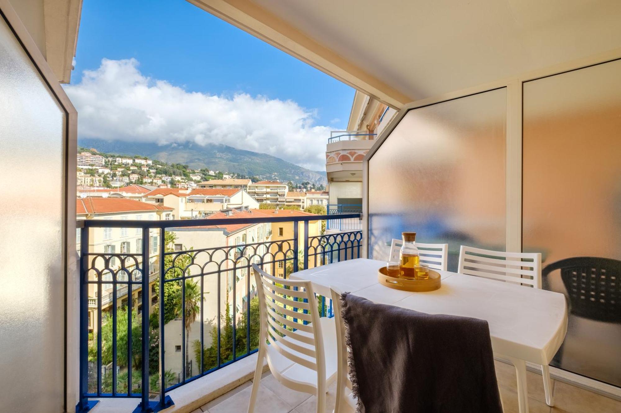 Residence Pierre & Vacances Les Rivages Du Parc Menton Exteriör bild